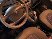 Usata Lancia Musa 77 CV (56 kW) 2009 Monovolume