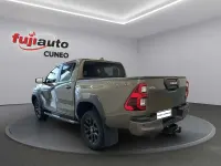Usata Toyota HiLux 204 CV (150 kW) 2022 Oxide bronze Pick-up