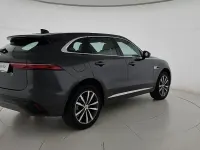 Usata Jaguar F-Pace R-Dynamic 204 CV (150 kW) 2022 Grigio scuro SUV
