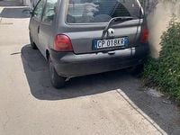 Usata Renault Twingo 58 CV (42 kW) 2004 Grigio Utilitaria
