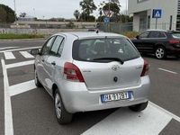 Usado Toyota Yaris 75 CV (55 kW) 2010 Utilitario