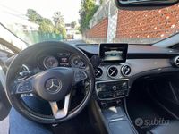 Usata Mercedes GLA200 136 CV (100 kW) 2015 Bianco SUV