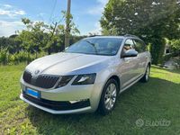 Usata Skoda Octavia 131 CV (96 kW) 2020 Grigio Station wagon