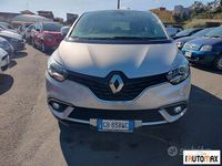 Usata Renault Scénic IV 110 CV (80 kW) 2019 Argento Monovolume