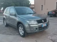 Usata Suzuki Grand Vitara 129 CV (94 kW) 2006 Grigio SUV
