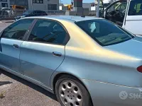 Usata Alfa Romeo 166 188 CV (138 kW) 2004 Bluazzurro Berlina