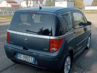 Begagnad Peugeot 1007 73 HK (53 kW) 2007 Grå Minibuss
