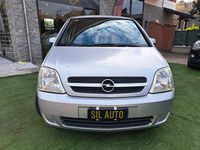 Usata Opel Meriva 101 CV (74 kW) 2003 Argento Monovolume