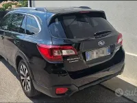 Usata Subaru Outback 2015 Nero Station wagon