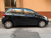 Usata Toyota Yaris 90 CV (66 kW) 2009 Nero Berlina