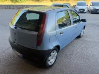 Usata Fiat Punto Dynamic 69 CV (50 kW) 2006 Blu Utilitaria