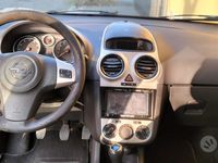 usata Opel Corsa 1.2 benzina