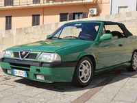 Usata Alfa Romeo 33 Quadrifoglio Verde 129 CV (94 kW) 1993 Verde Cabrio