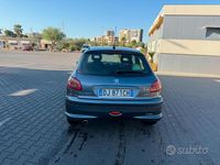 Usata Peugeot 206 75 CV (55 kW) 2007 Grigio Utilitaria