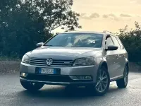 Usata VW Passat 177 CV (130 kW) 2012 Grigio Station wagon
