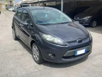 Usata Ford Fiesta Ghia 68 CV (50 kW) 2009 Blu Berlina