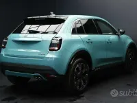 Nuova Fiat 600 La Prima 145 CV (106 kW) 2025 Bluazzurro SUV