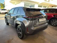 Usata Toyota Yaris Cross Lounge 92 CV (67 kW) 2022 Grigio scuro SUV