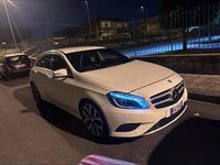Usata Mercedes A180 Premium 109 CV (80 kW) 2012 Bianco Berlina
