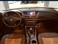 Begagnad BMW X1 2011 Grå SUV