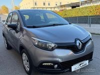 Usata Renault Captur Life 90 CV (66 kW) 2016 Grigio SUV