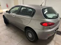 Usata Alfa Romeo 147 Progression 120 CV (88 kW) 2007 Grigio Utilitaria