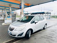 Usata Opel Meriva 100 CV (73 kW) 2012 Grigio Monovolume
