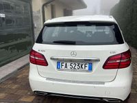 Usata Mercedes B180 109 CV (80 kW) 2015 Bianco Monovolume