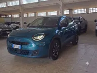 Nuova Fiat 600 99 CV (72 kW) 2026 Blu SUV