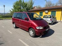 usata Nissan Serena 2001 aria condizionata