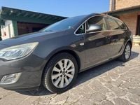 Usata Opel Astra Cosmo 110 CV (80 kW) 2012 Marrone Station wagon