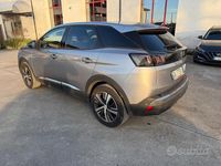 Usata Peugeot 3008 Allure 130 CV (95 kW) 2023 Grigio Station wagon
