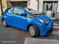 Usata Toyota Aygo X-clusiv 72 CV (52 kW) 2020 Blu Utilitaria
