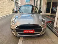Usata Mini ONE 75 CV (55 kW) 2020 Grigio Utilitaria