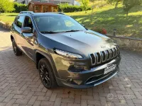 Usata Jeep Cherokee 170 CV (125 kW) 2016 Grigio SUV