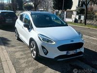 Usata Ford Fiesta Active 86 CV (63 kW) 2019 Bianco Utilitaria