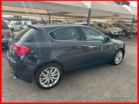 Usata Alfa Romeo Giulietta Distinctive 120 CV (88 kW) 2016 Blu Utilitaria