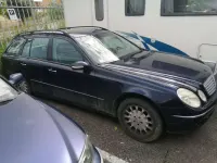 Usata Mercedes E280 Elegance 177 CV (130 kW) 2006 Blu/azzurro Station wagon