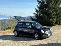 Usata Mini Cooper 88 CV (64 kW) 2005 Nero Utilitaria