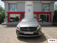 Usata Mercedes A160 Premium 90 CV (66 kW) 2018 Grigio chiaro Utilitaria