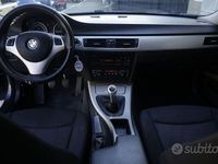 Usata BMW 320 M Sport 163 CV (119 kW) 2006 Grigio scuro Station wagon