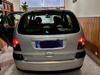 Usata Renault Scénic 105 CV (77 kW) 2002 Grigio Monovolume