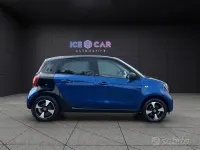 Usado Smart ForFour Passion 71 CV (52 kW) 2017 Azul Utilitario