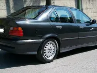 Usata BMW 320 81 CV (59 kW) 1991 Nero Berlina