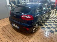 Usata Kia Rio 84 CV (61 kW) 2015 Grigio Berlina
