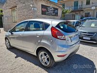 Usata Ford Fiesta Titanium 75 CV (55 kW) 2013 Grigio Utilitaria