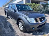 Usata Nissan Navara 190 CV (139 kW) 2015 Grigio Pick-up