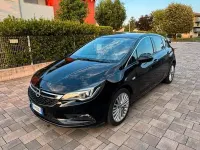 Usata Opel Astra 110 CV (80 kW) 2018 Nero Berlina
