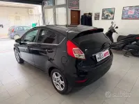 Usata Ford Fiesta Titanium 75 CV (55 kW) 2016 Nero Utilitaria