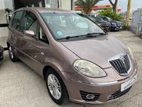 Usata Lancia Musa 95 CV (69 kW) 2008 Beige Monovolume